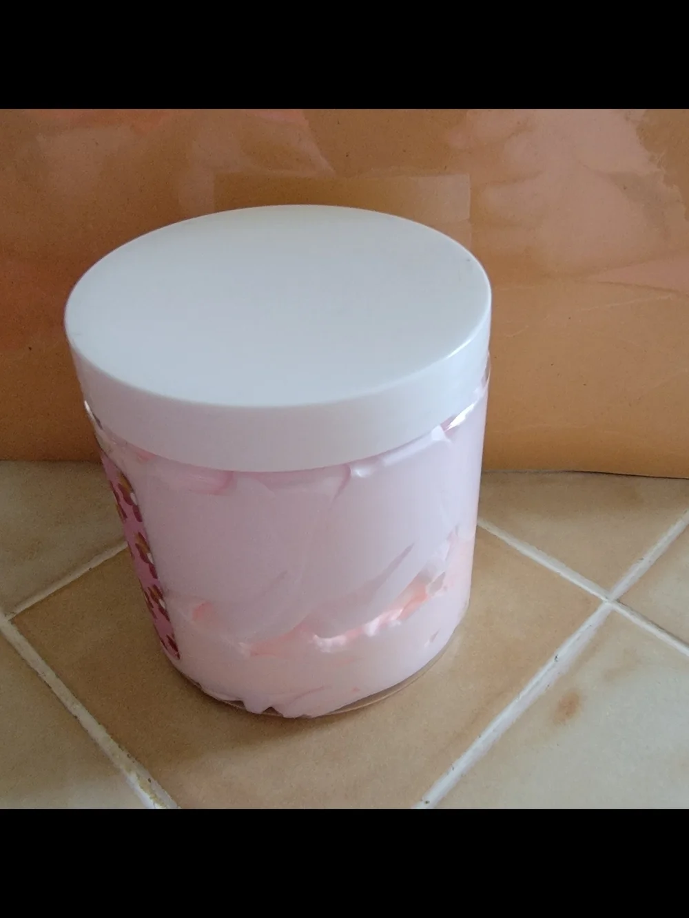 Aminnah Silk Cherries Whipped Body Butter.
